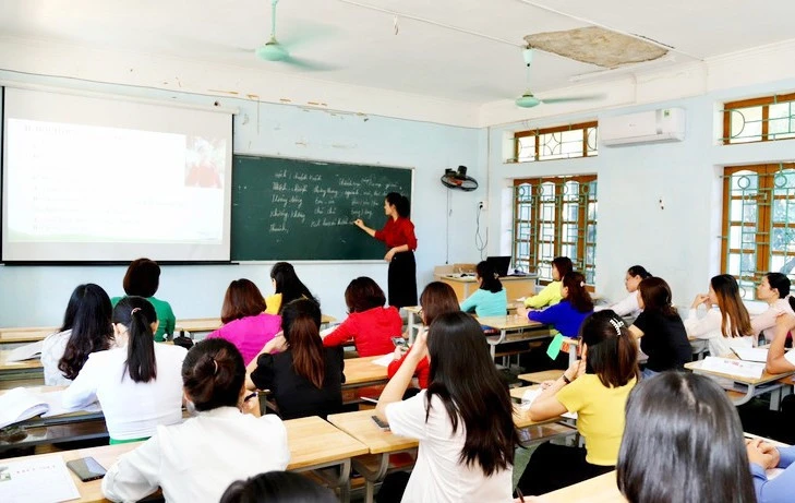 Xuân về Mường Động, nghe chuyện người đi tìm con chữ tổ tiên Xuân về Mường Động, nghe chuyện người đi tìm con chữ tổ tiên