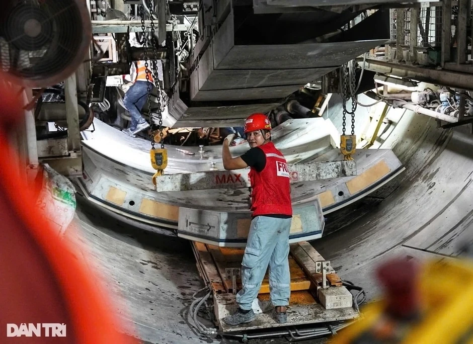 “Làn xanh” cấp phép lao động siêu tốc cho các dự án lớn ở Hà Nội “Làn xanh” cấp phép lao động siêu tốc cho các dự án lớn ở Hà Nội