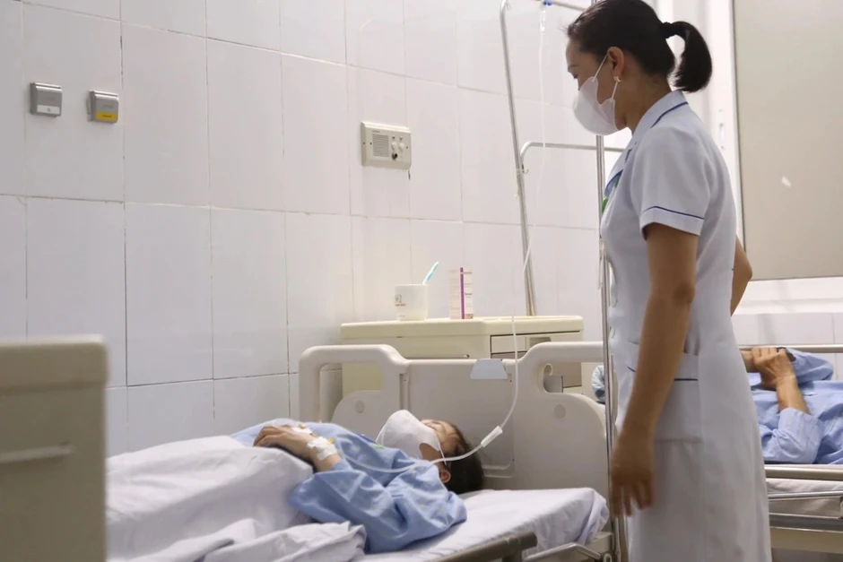 120.000 nhân viên y tế thôn, bản có thể được tăng hỗ trợ