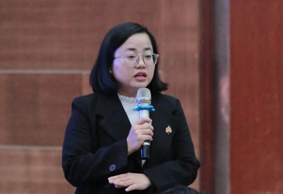 Áp lực 'tăng ca vô hình' của lao động công sở Áp lực 'tăng ca vô hình' của lao động công sở