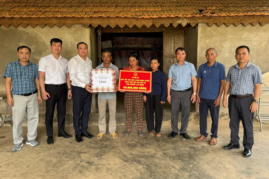 Bảo đảm an toàn cho gần 2.500 lao động Việt Nam làm việc tại Trung Đông Bảo đảm an toàn cho gần 2.500 lao động Việt Nam làm việc tại Trung Đông