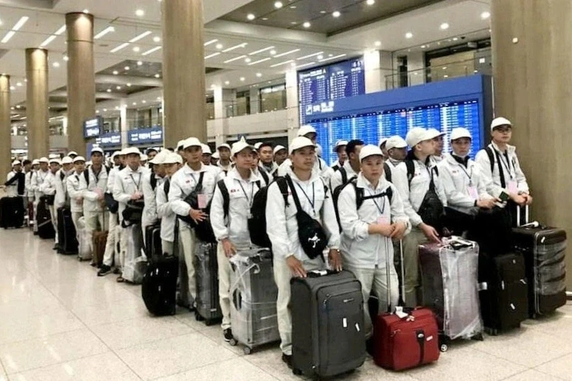 Bảo đảm an toàn cho gần 2.500 lao động Việt Nam làm việc tại Trung Đông Bảo đảm an toàn cho gần 2.500 lao động Việt Nam làm việc tại Trung Đông