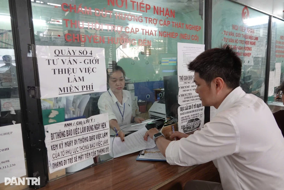 Báo Dân trí tổ chức tọa đàm về chế độ hỗ trợ lao động mất việc Báo Dân trí tổ chức tọa đàm về chế độ hỗ trợ lao động mất việc