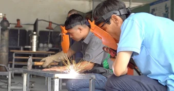 Bảo hiểm thất nghiệp trở thành công cụ điều tiết cung - cầu lao động