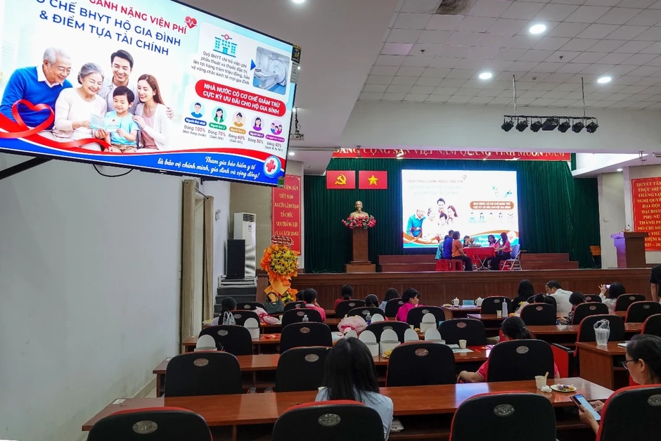 Bất ngờ vì chỉ đóng 66.000 đồng/tháng, hưởng lương hưu 1,4 triệu khi về già Bất ngờ vì chỉ đóng 66.000 đồng/tháng, hưởng lương hưu 1,4 triệu khi về già
