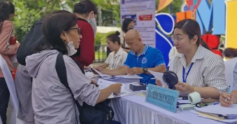 Bị mất trợ cấp thất nghiệp vì chậm thông báo việc làm