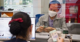 Cách nhận trợ cấp hằng tháng với lao động chưa đủ điều kiện hưởng lương hưu