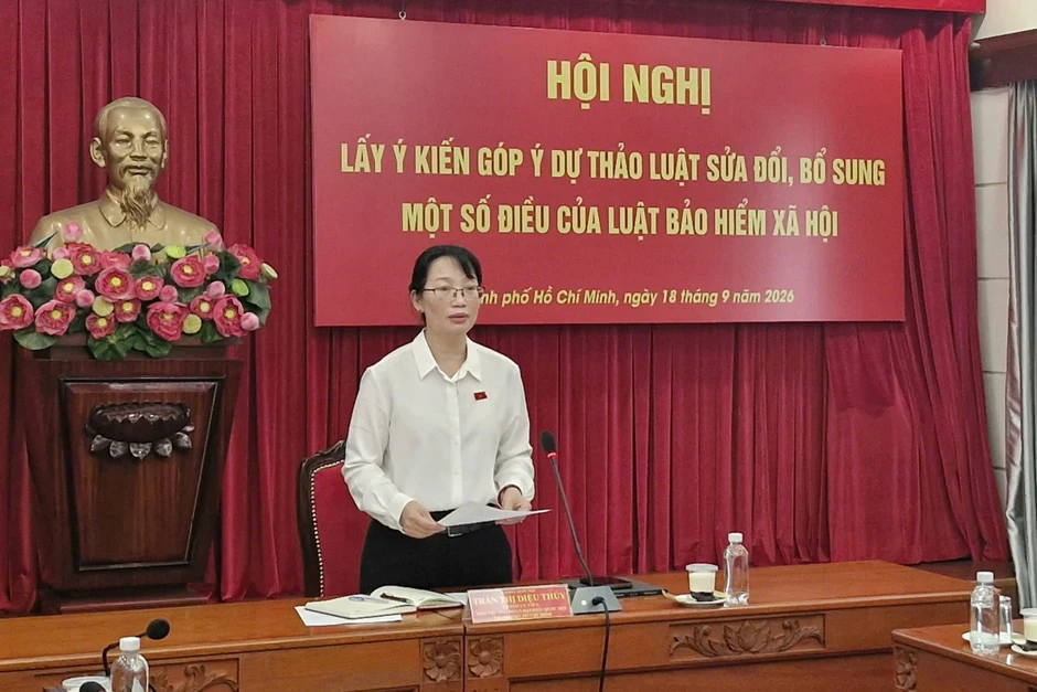 Cần quy định lái xe công nghệ tham gia bảo hiểm xã hội bắt buộc Cần quy định lái xe công nghệ tham gia bảo hiểm xã hội bắt buộc