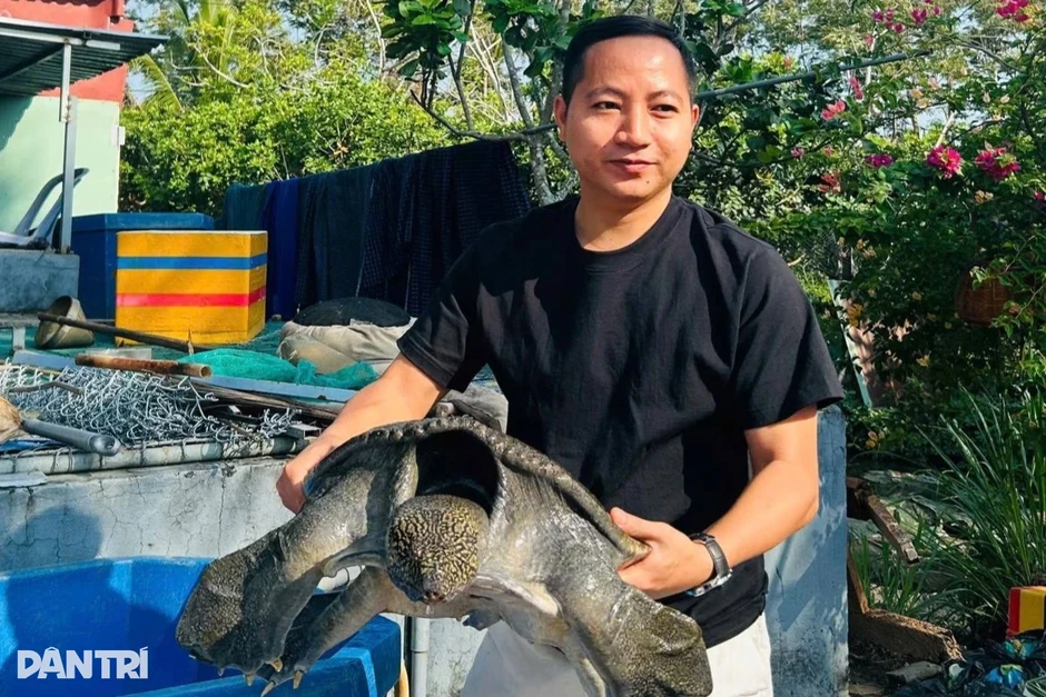 Chàng trai Cần Thơ sống khỏe với loài cua... 4 chân Chàng trai Cần Thơ sống khỏe với loài cua... 4 chân