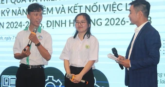 Chọn học một nghề, kiếm một việc đủ sống an phận là cái bẫy với người trẻ