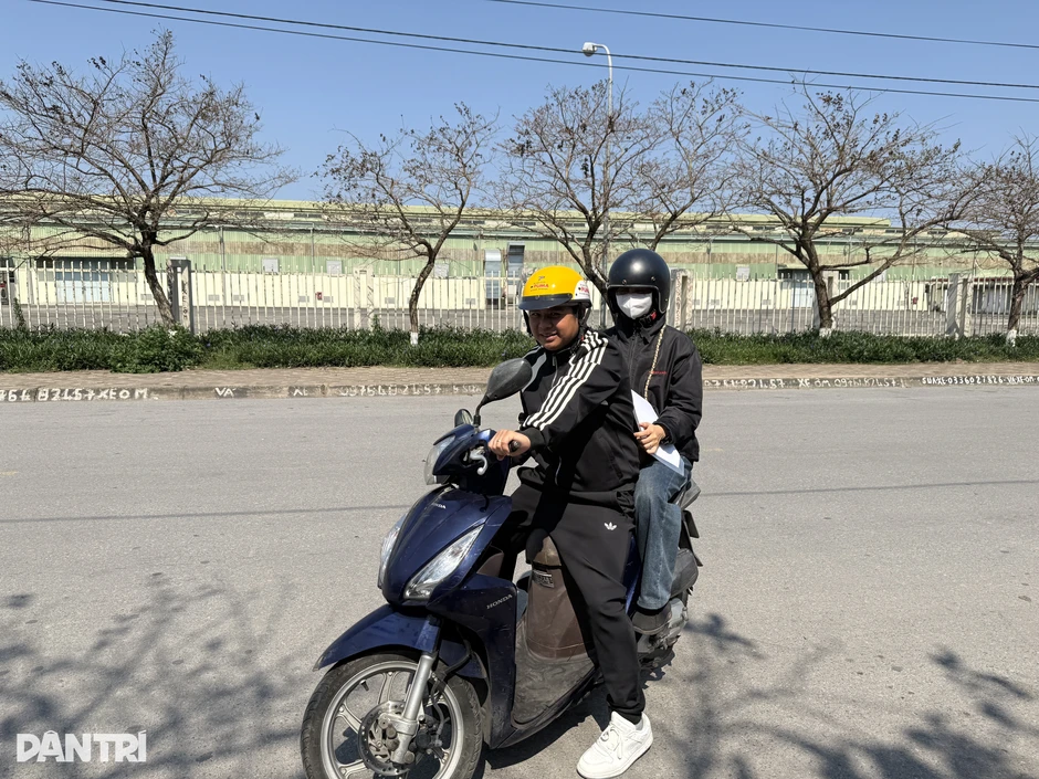 Chồng giám đốc chở vợ đi tìm việc lương trên 20 triệu đồng Chồng giám đốc chở vợ đi tìm việc lương trên 20 triệu đồng
