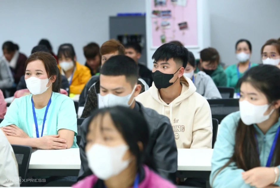 Cuộc đua chi thưởng hút nhân công của doanh nghiệp FDI Cuộc đua chi thưởng hút nhân công của doanh nghiệp FDI
