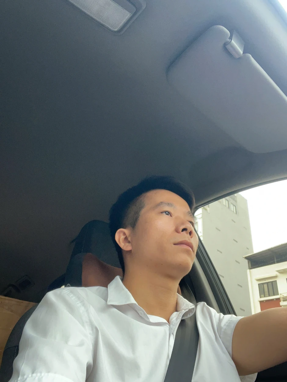 Đưa con đi làm cùng, tài xế bất ngờ khi vị khách Hàn tặng thêm tiền Đưa con đi làm cùng, tài xế bất ngờ khi vị khách Hàn tặng thêm tiền