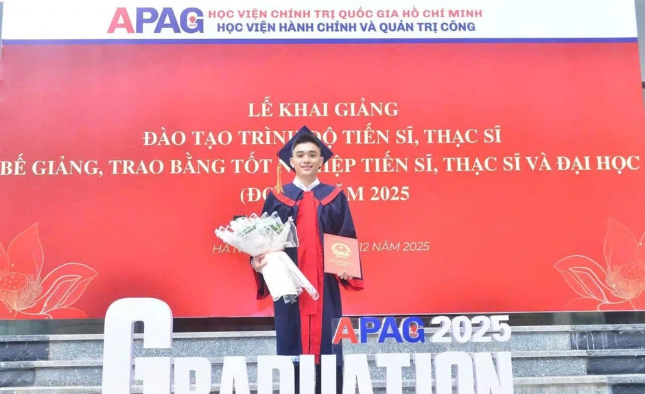 Gen Z Quảng Trị 'check-in' nghĩa vụ Công an nhân dân: Yêu là lên đường! Gen Z Quảng Trị 'check-in' nghĩa vụ Công an nhân dân: Yêu là lên đường!