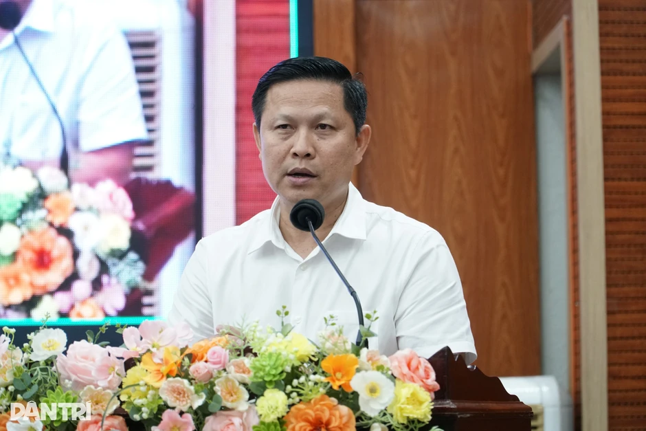 Giám đốc ĐHQG TPHCM phản hồi kiến nghị việc làm của cử tri vùng dự án Giám đốc ĐHQG TPHCM phản hồi kiến nghị việc làm của cử tri vùng dự án