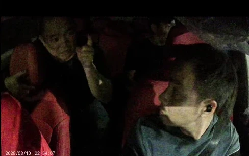 Grab phản hồi vụ khóa tài khoản với tài xế đăng clip bị khách đe dọa Grab phản hồi vụ khóa tài khoản với tài xế đăng clip bị khách đe dọa