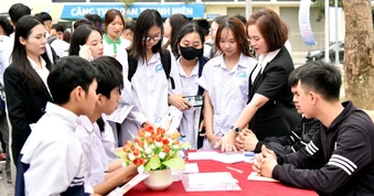 Hơn 1.700 vị trí việc làm ở nước ngoài, lương cao nhất 90 triệu đồng/tháng