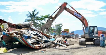 Hơn 212 tỷ đồng chi hỗ trợ chủ tàu cá phá dỡ, chuyển nghề