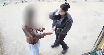 Khách mua thuốc sâu hỏi “uống có chết không”, nhân viên phản ứng gây sốt