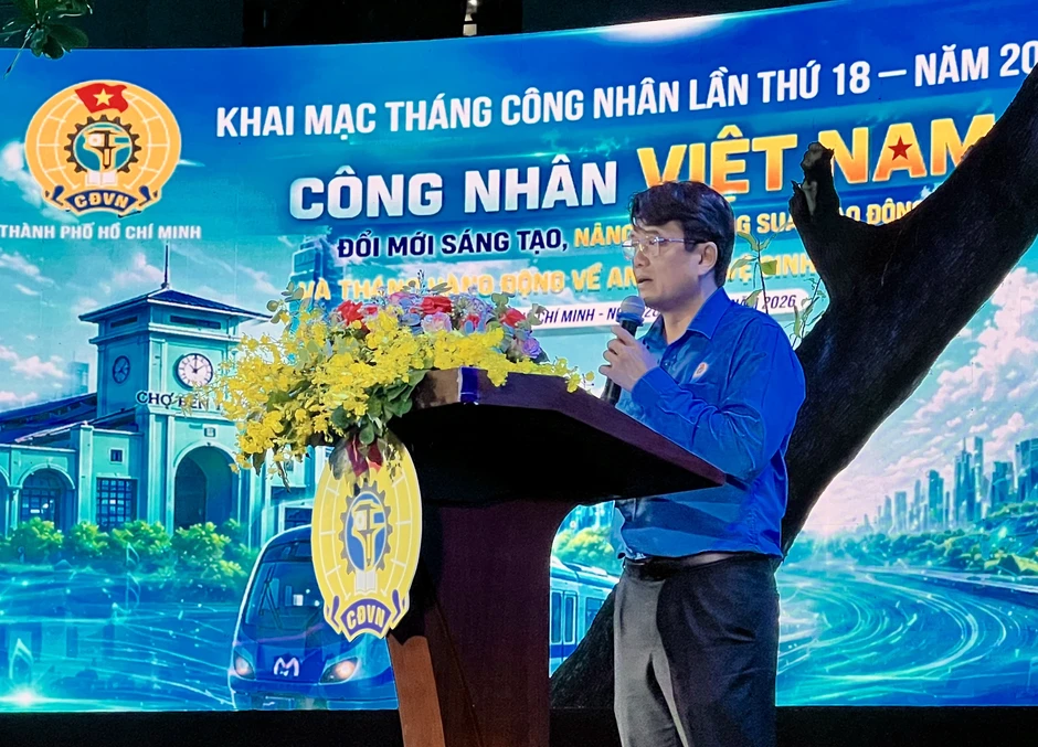 Khai mạc Tháng công nhân: Tặng 12 'mái ấm Công đoàn cho' người lao động Khai mạc Tháng công nhân: Tặng 12 'mái ấm Công đoàn cho' người lao động