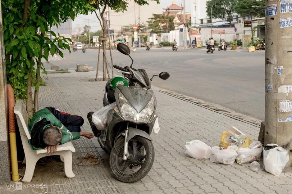 Kiến nghị đưa người bán hàng online, lao động công trình đóng BHXH bắt buộc Kiến nghị đưa người bán hàng online, lao động công trình đóng BHXH bắt buộc