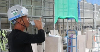 Lao động nước ngoài tử vong vì nắng nóng, Hàn Quốc thông báo khẩn