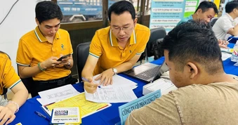 Lao động thất nghiệp giảm mạnh ở TPHCM