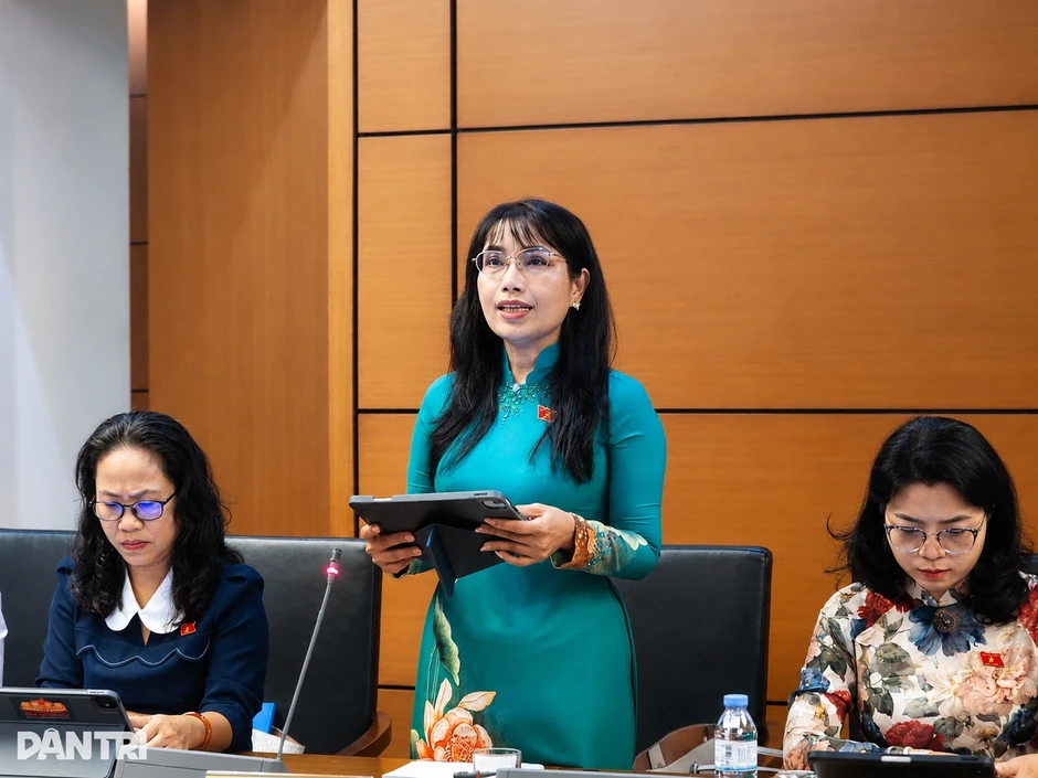 Lo môi giới “chui” nở rộ nếu cấm việc ủy quyền tuyển lao động xuất ngoại