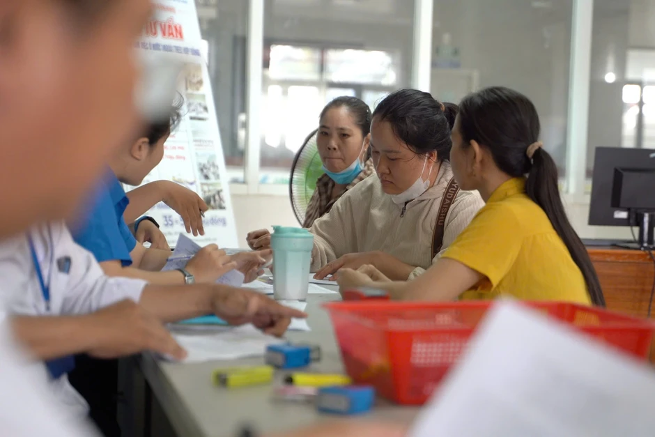 Mất tiền oan với “cò” dịch vụ hưởng bảo hiểm thất nghiệp Mất tiền oan với “cò” dịch vụ hưởng bảo hiểm thất nghiệp