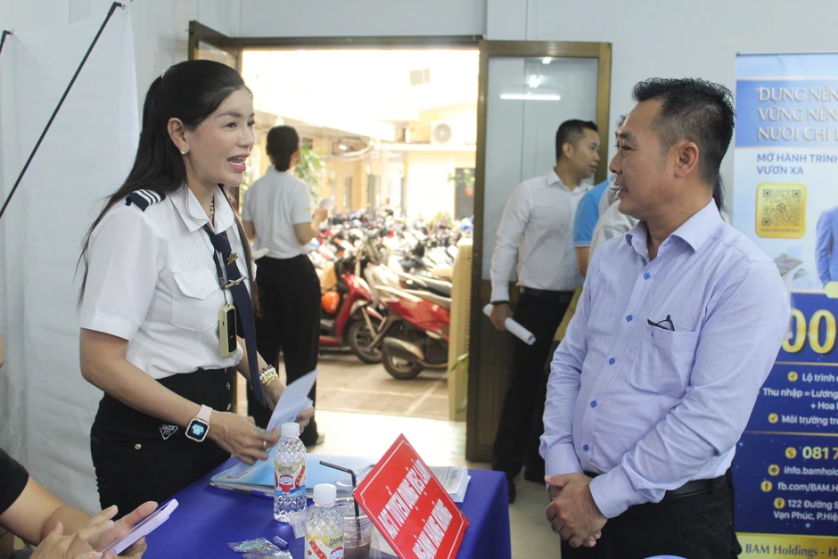 Mất việc, người lao động được kết nối việc làm với doanh nghiệp Mất việc, người lao động được kết nối việc làm với doanh nghiệp
