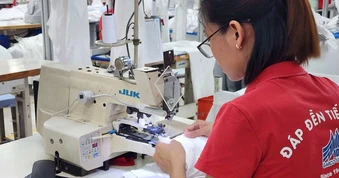 Mô hình "ba nhà" giúp người thất nghiệp quay lại thị trường lao động