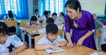 Một số viên chức được tăng lương khi thực hiện vị trí việc làm