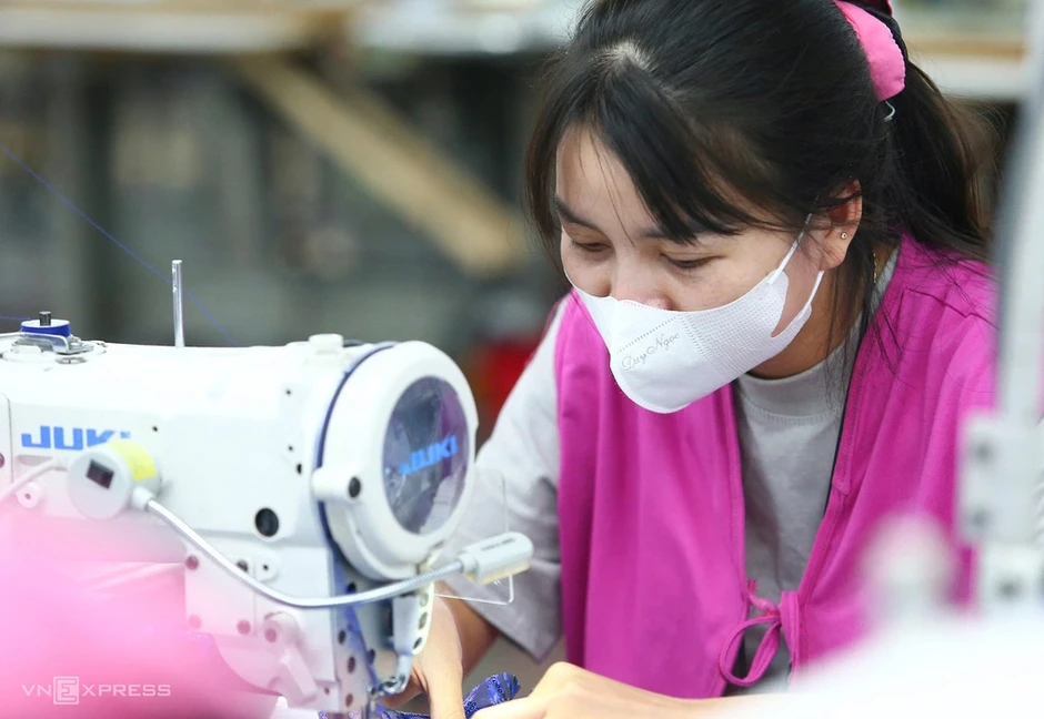 'Nên đặt ra lộ trình giảm giờ làm lao động dưới 48 tiếng'