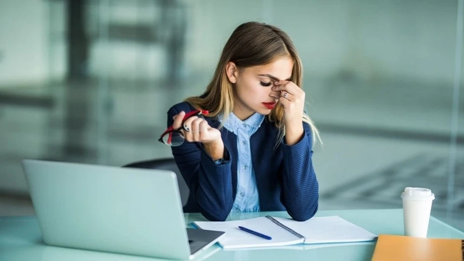 Người chịu áp lực công việc kéo dài được đề xuất vào diện theo dõi tâm thần