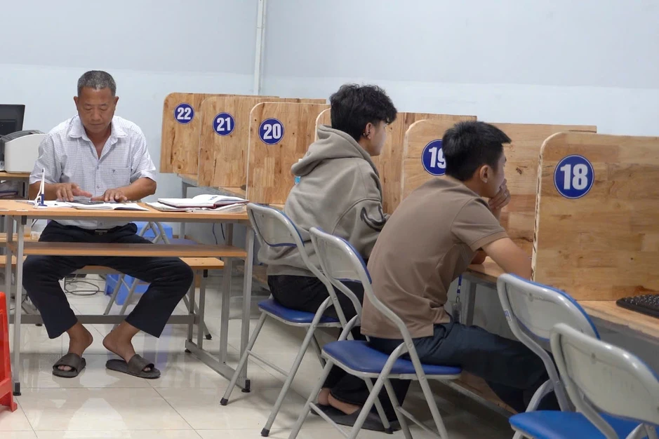 Người lao động bất ngờ vì được hỗ trợ tiền ăn khi học nghề Người lao động bất ngờ vì được hỗ trợ tiền ăn khi học nghề