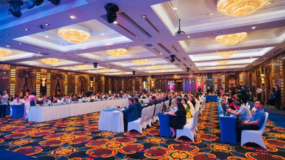 Nguy cơ mắc kẹt trong "bẫy gia công", lao động Việt cần gì để bứt lên? Nguy cơ mắc kẹt trong "bẫy gia công", lao động Việt cần gì để bứt lên?