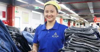 Nhiều doanh nghiệp trả lương cao hơn 10% mức tối thiểu, hỗ trợ tiền nhà trọ