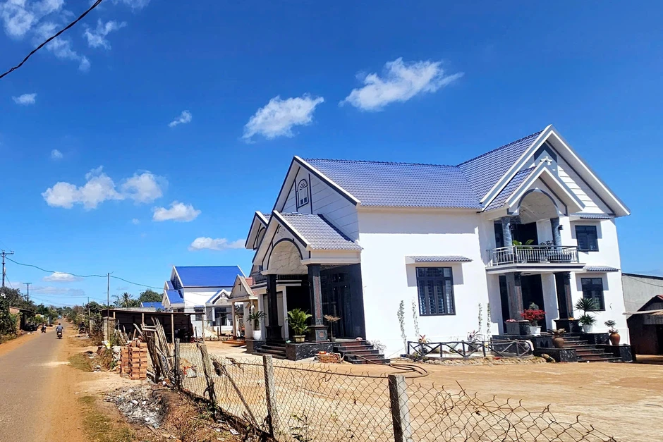 Những ngôi làng tỷ phú giữa đại ngàn Những ngôi làng tỷ phú giữa đại ngàn