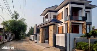 Những "biệt phủ" mọc lên nơi làng biển