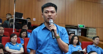 Phản hồi về kiến nghị giảm tuổi nghỉ hưu, tăng lương của công nhân