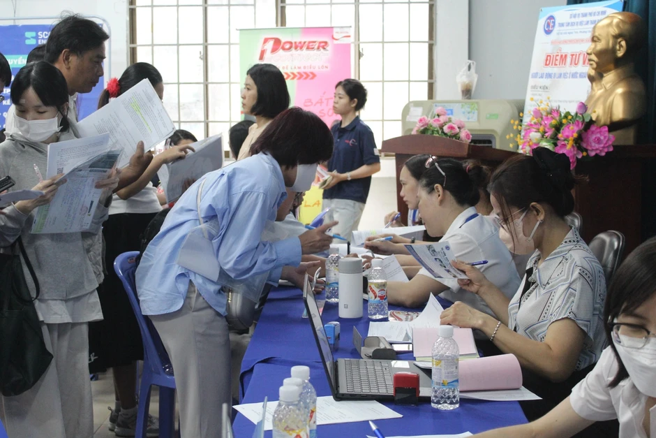 Quên báo có việc làm, người đang hưởng trợ cấp thất nghiệp mất quyền lợi Quên báo có việc làm, người đang hưởng trợ cấp thất nghiệp mất quyền lợi