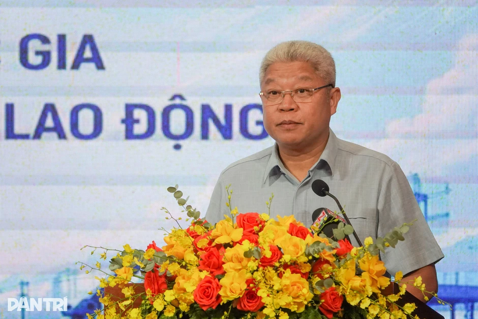 Sàn giao dịch việc làm quốc gia thu hút gần 300.000 việc làm sau 3 tháng Sàn giao dịch việc làm quốc gia thu hút gần 300.000 việc làm sau 3 tháng