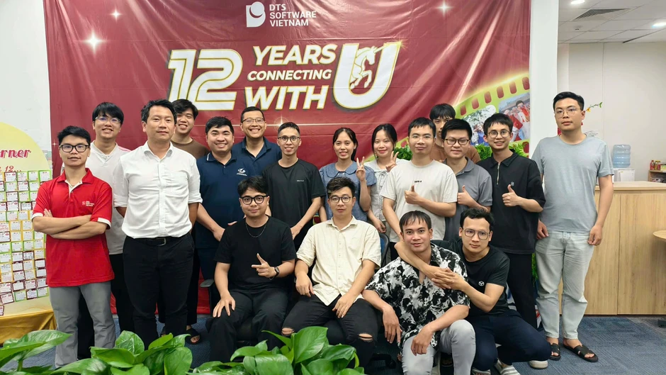 Sợ làm cả đời không mua nổi nhà phố, lập trình viên 25 tuổi về quê bán bún