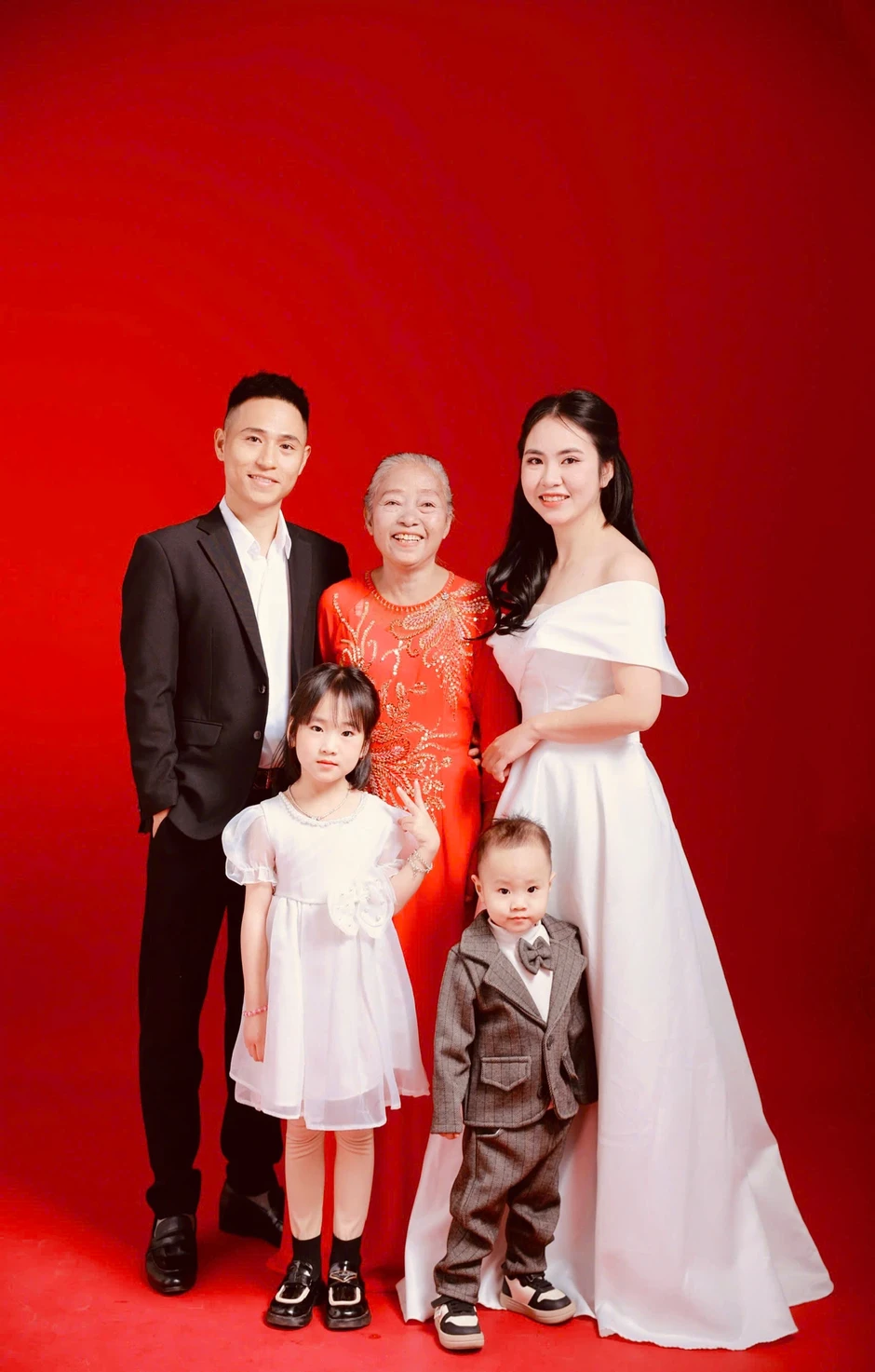 Tài xế hóa người hùng, bảo vệ nhóm nữ sinh bị biến thái bám đuổi Tài xế hóa người hùng, bảo vệ nhóm nữ sinh bị biến thái bám đuổi