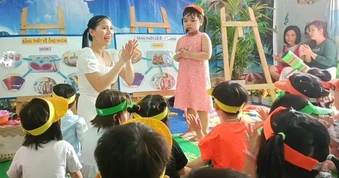 Tạm dừng tuyển dụng hơn 4.000 viên chức giáo dục