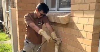 Thợ sửa ống nước kiếm bạc tỷ/năm ở Australia: Cơ hội nào cho người Việt?