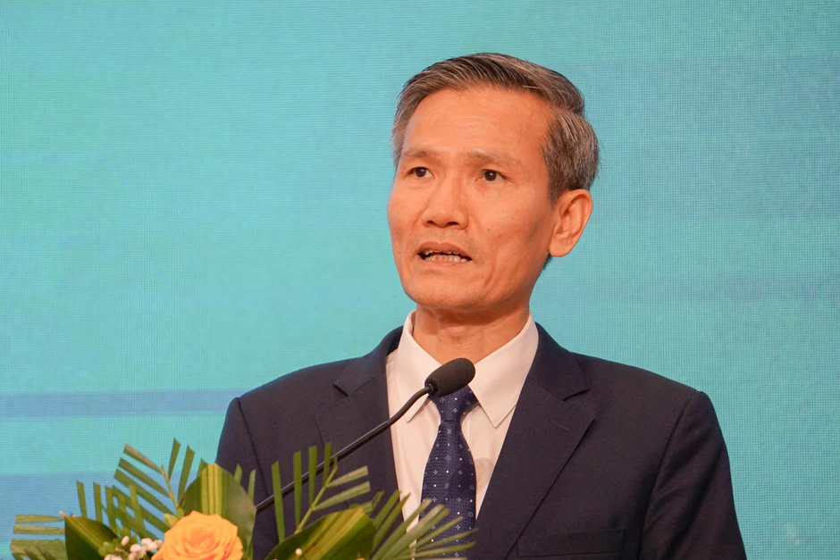 Thứ trưởng Bộ Nội vụ lưu ý những bệnh nghề nghiệp mới xuất hiện Thứ trưởng Bộ Nội vụ lưu ý những bệnh nghề nghiệp mới xuất hiện