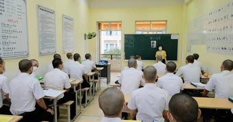 Tuyển hộ lý làm việc tại Nhật Bản, hỗ trợ đến 76 triệu đồng