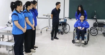 Tuyển lao động đi Nhật chăm sóc người già, lương bình quân 50 triệu/tháng