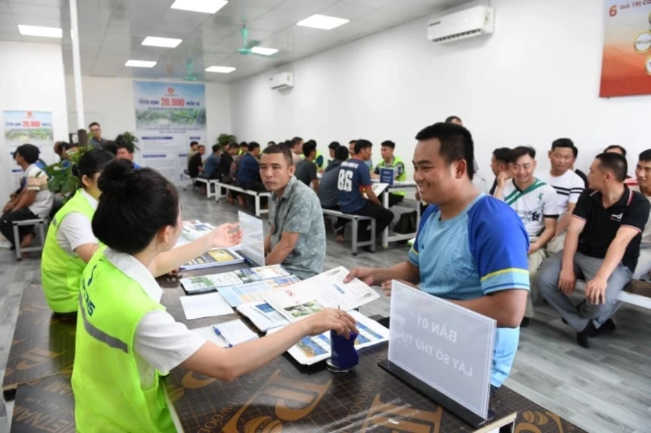 Vingroup giải bài toán sinh kế vùng dự án Nam thủ đô Vingroup giải bài toán sinh kế vùng dự án Nam thủ đô
